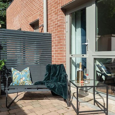 Springfield Two Apartamento Harrogate Exterior foto